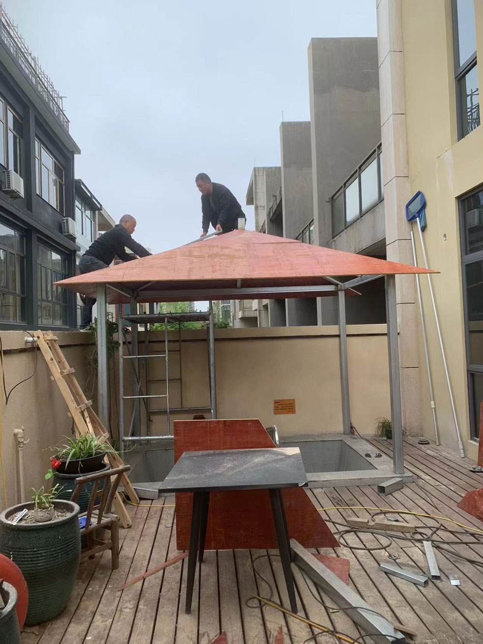 設(shè)計師赴湯城麓墅溫泉民宿提質(zhì)改造現(xiàn)場進行工作指導及設(shè)計辦公 設(shè)計師赴湯城麓墅溫泉民宿提質(zhì)改造現(xiàn)場進行工作指導及設(shè)計辦公