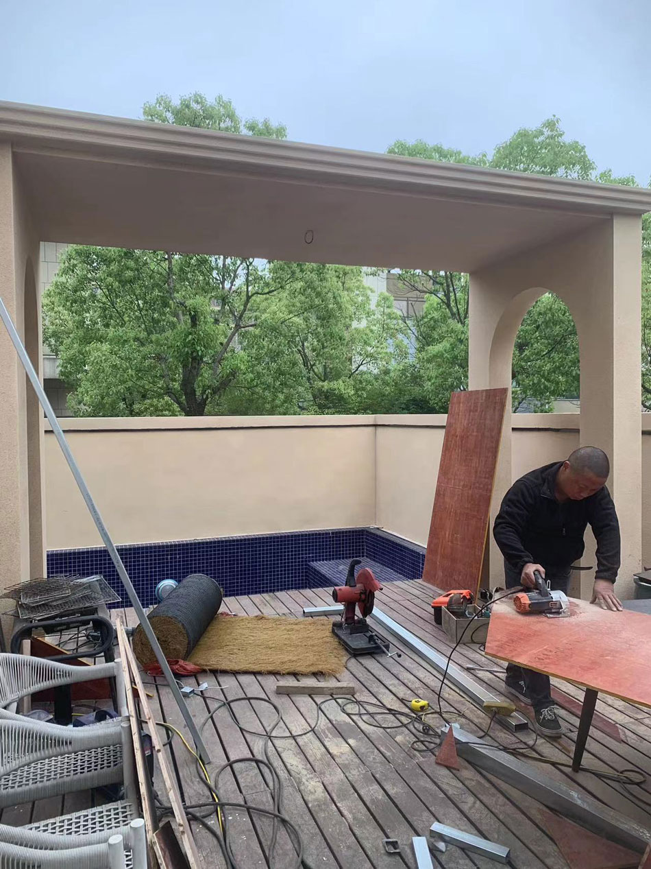 設(shè)計師赴湯城麓墅溫泉民宿提質(zhì)改造現(xiàn)場進行工作指導及設(shè)計辦公 設(shè)計師赴湯城麓墅溫泉民宿提質(zhì)改造現(xiàn)場進行工作指導及設(shè)計辦公