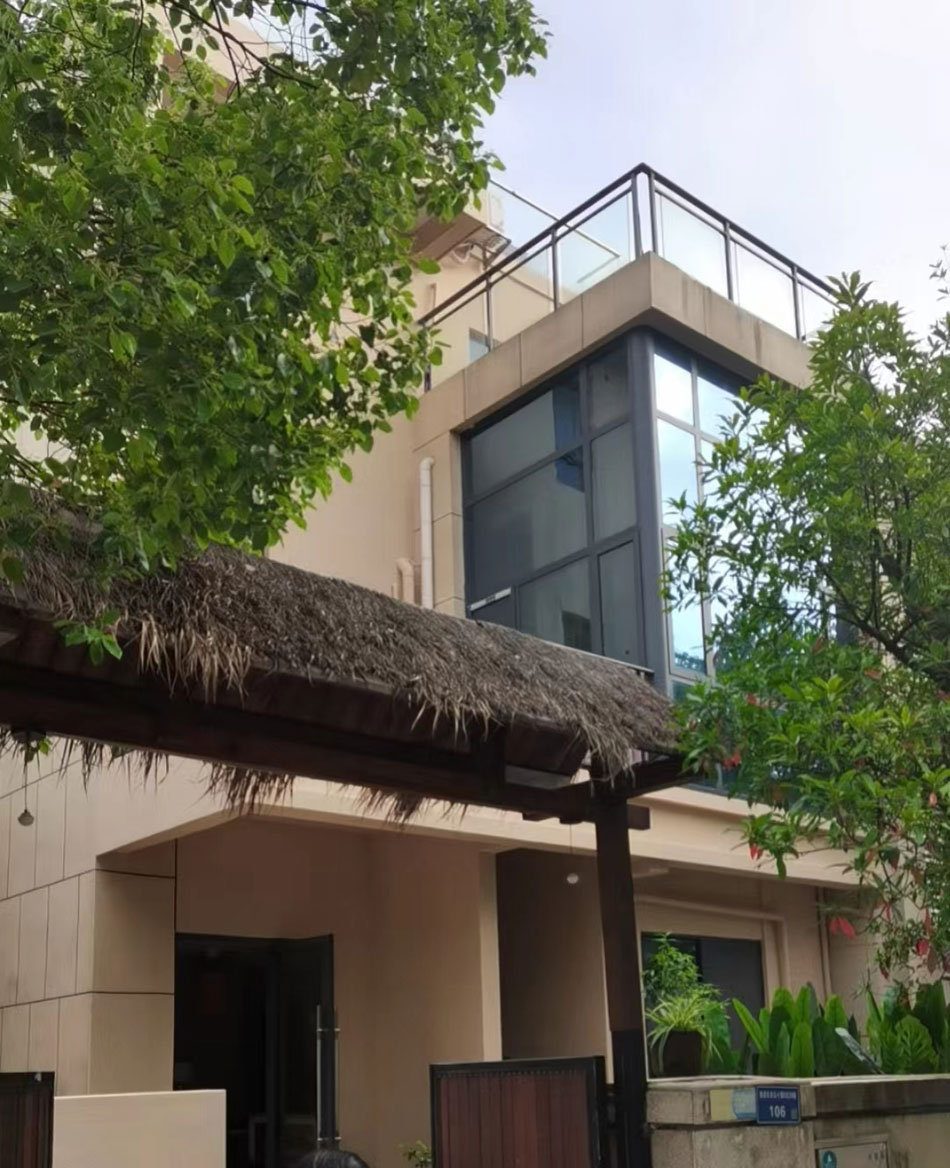 設(shè)計師赴湯城麓墅溫泉民宿提質(zhì)改造現(xiàn)場進行工作指導及設(shè)計辦公 設(shè)計師赴湯城麓墅溫泉民宿提質(zhì)改造現(xiàn)場進行工作指導及設(shè)計辦公